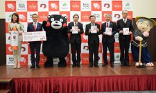 午後の紅茶×イチゴ「ゆうべに」コラボ　熊本の復興願い寄付　熊本経済連や県に売り上げの一部から　キリンビバレッジ