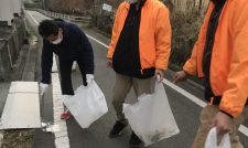 歩道と心きれいに　全役職員で地域清掃ボランティア活動　ＪＡ鹿本