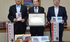 「純米かすてら」売上金の一部を熊本城災害復旧支援金として市に贈呈　ＪＡ熊本経済連