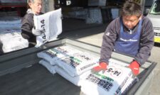 「トラック市」特別価格で肥料提供　ＪＡくま