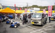 農機自動車大展示会にぎわう　ＪＡたまな